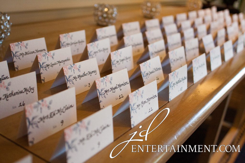 JD Entertainment Wedding Photo Place Cards