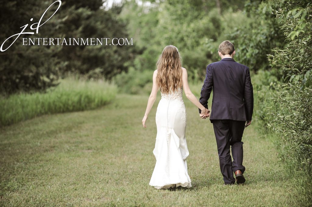Tollander Tree Farm - Kimball Michigan Wedding